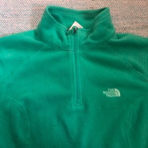Green/Seafoam Northface Pull-Over